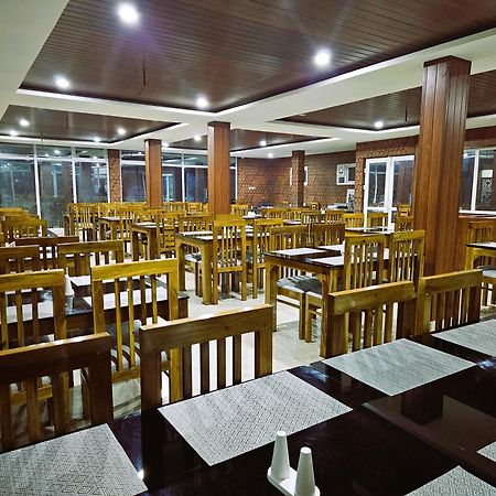 Tulips Village Resorts Уті Екстер'єр фото
